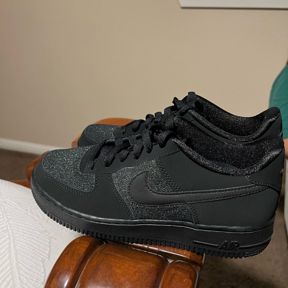 Brand New Nike Air Force 1 - No Box - Size 7 Youth/Men’s(Size 8.5 Women’s) -$95
